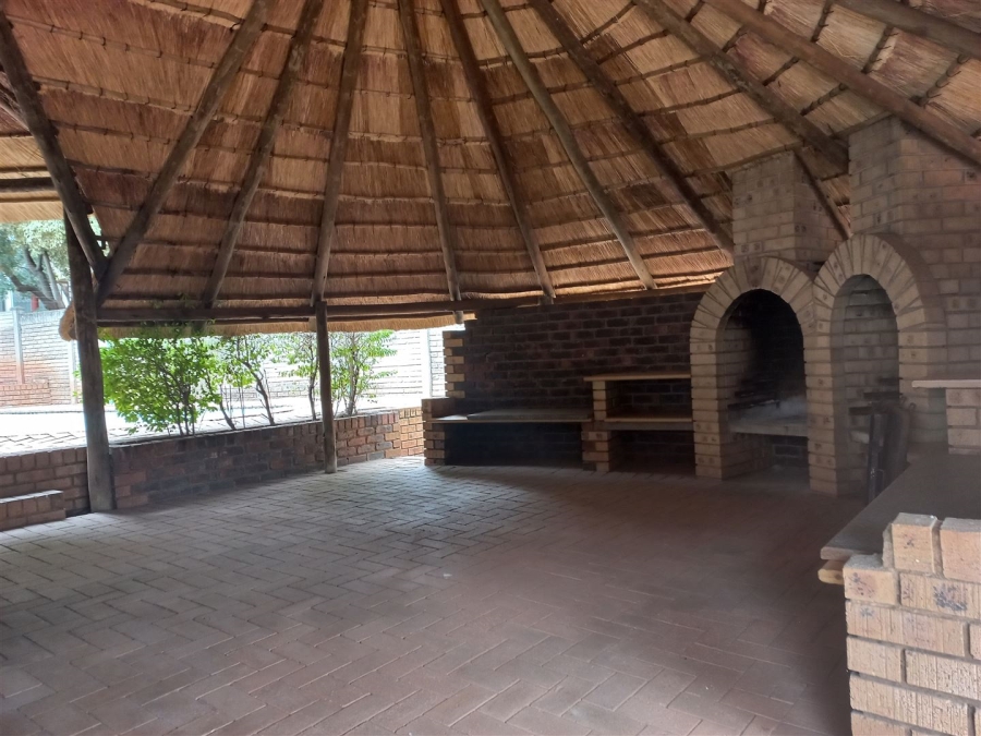 5 Bedroom Property for Sale in Cashan North West